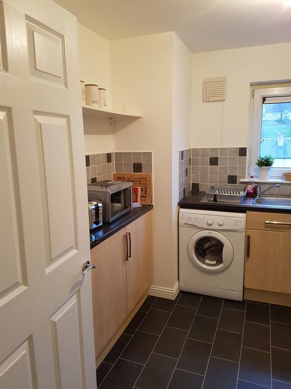 Bathgate Contractor And Business Apartment Exterior photo